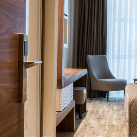 Ramada By Wyndham Gemli̇K Hotell Gemlik Rom bilde