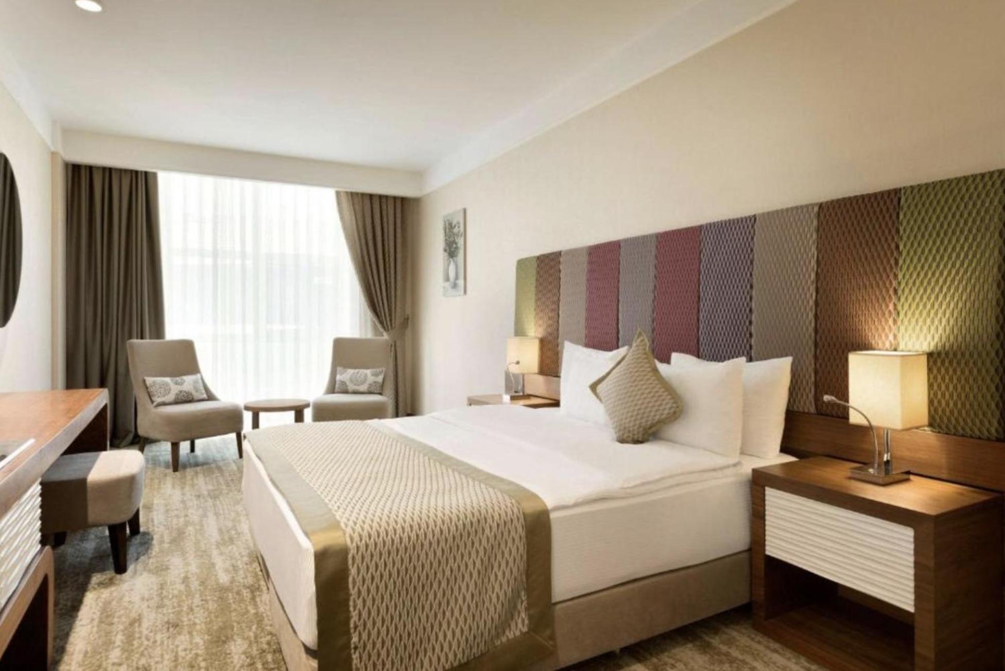 Ramada By Wyndham Gemli̇K Hotell Gemlik Eksteriør bilde