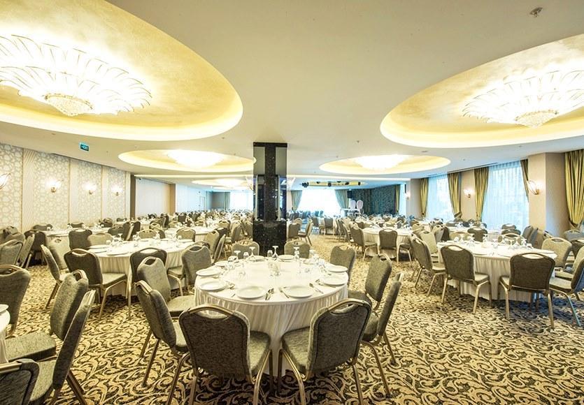 Ramada By Wyndham Gemli̇K Hotell Gemlik Eksteriør bilde