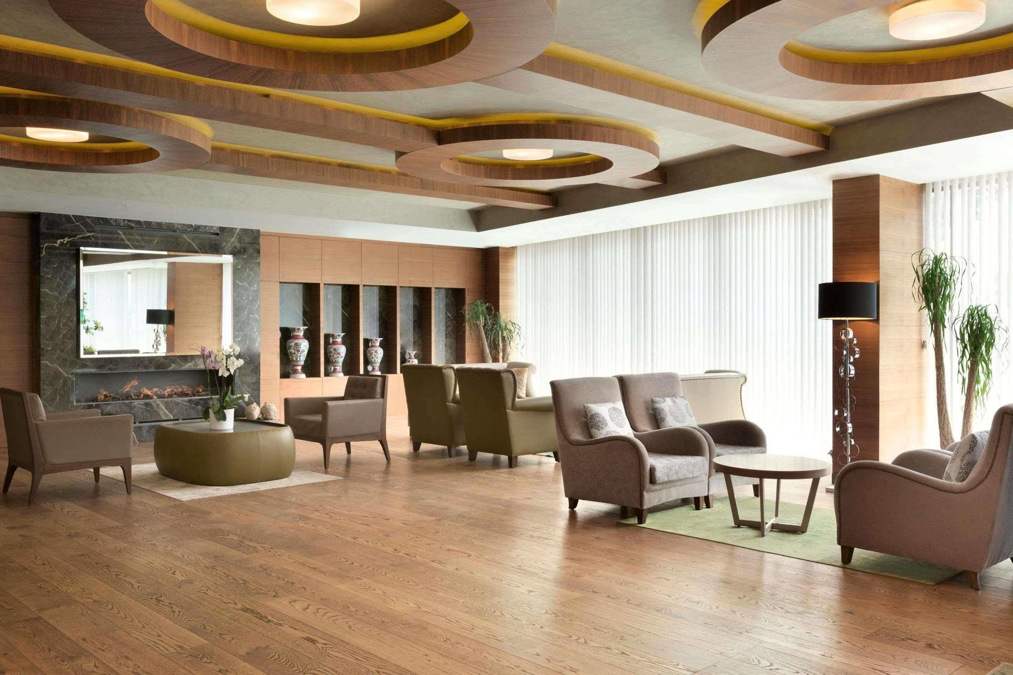 Ramada By Wyndham Gemli̇K Hotell Gemlik Eksteriør bilde